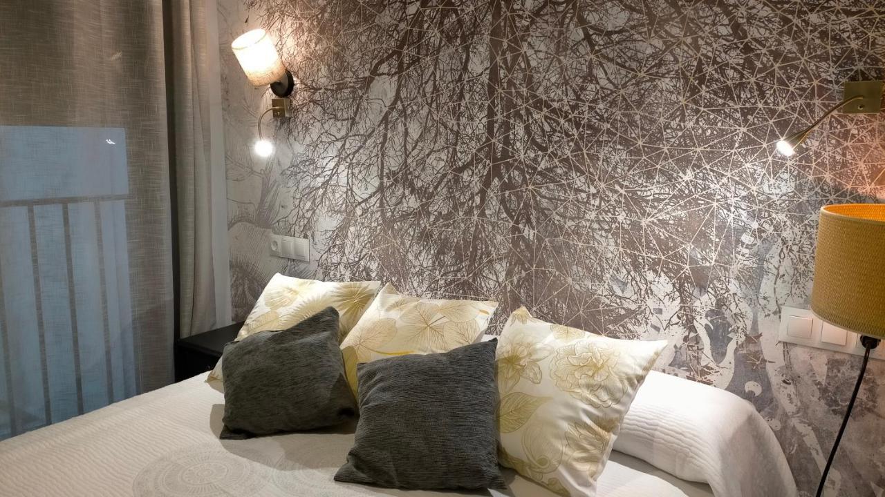 Blaucel Cafe I Habitacions クリェラ エクステリア 写真